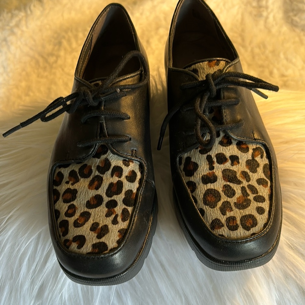 Preloved Aerosoles platform shoes